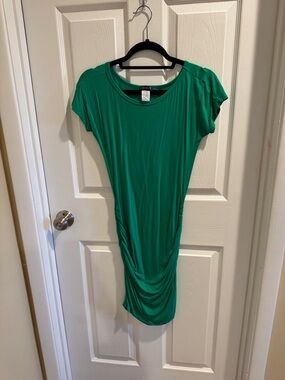 VENUS Emerald Green Ruched Side T-Shirt Dress